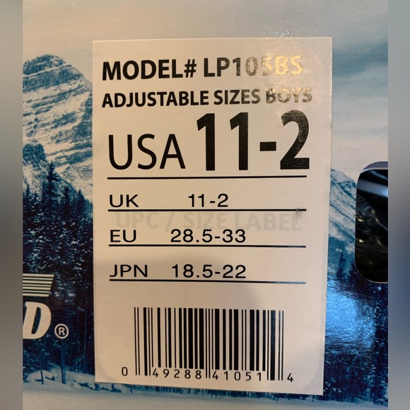 Sold elsewhere - Lake Placid MONARCH Boy's Adjustable Ice Skates - Picture 3 of 7